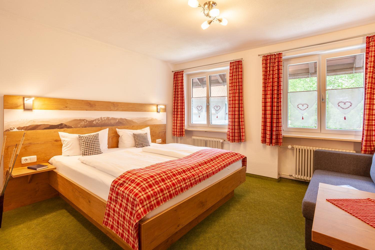 Lustiger Hirsch Hotel Akams Luaran gambar