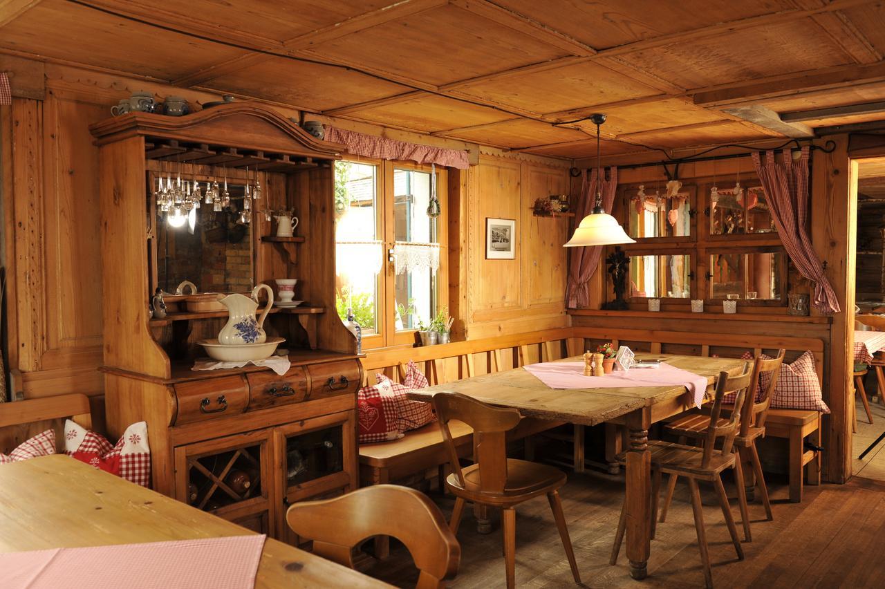 Lustiger Hirsch Hotel Akams Luaran gambar