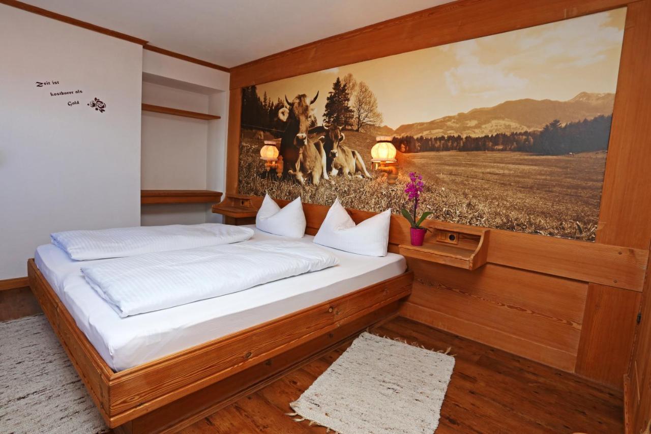 Lustiger Hirsch Hotel Akams Luaran gambar