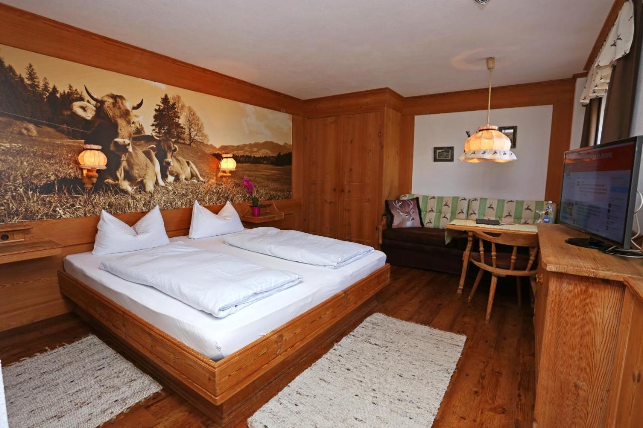 Lustiger Hirsch Hotel Akams Luaran gambar